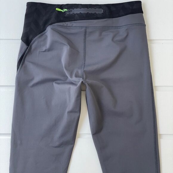 Ivivva Girl’s Elastic Waist Athletic Yoga Leggings Size 12 Grey Black - Picture 8 of 16